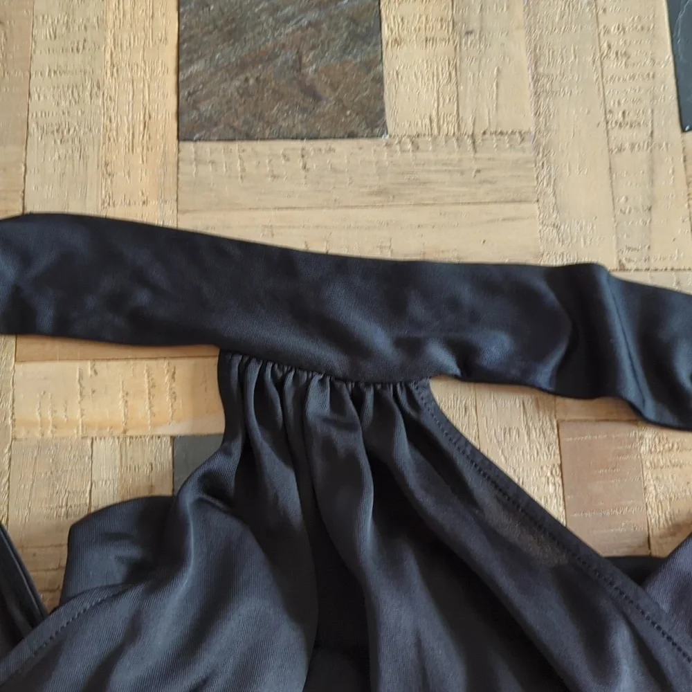 Guess Racerback Romper - Picture 5 of 5